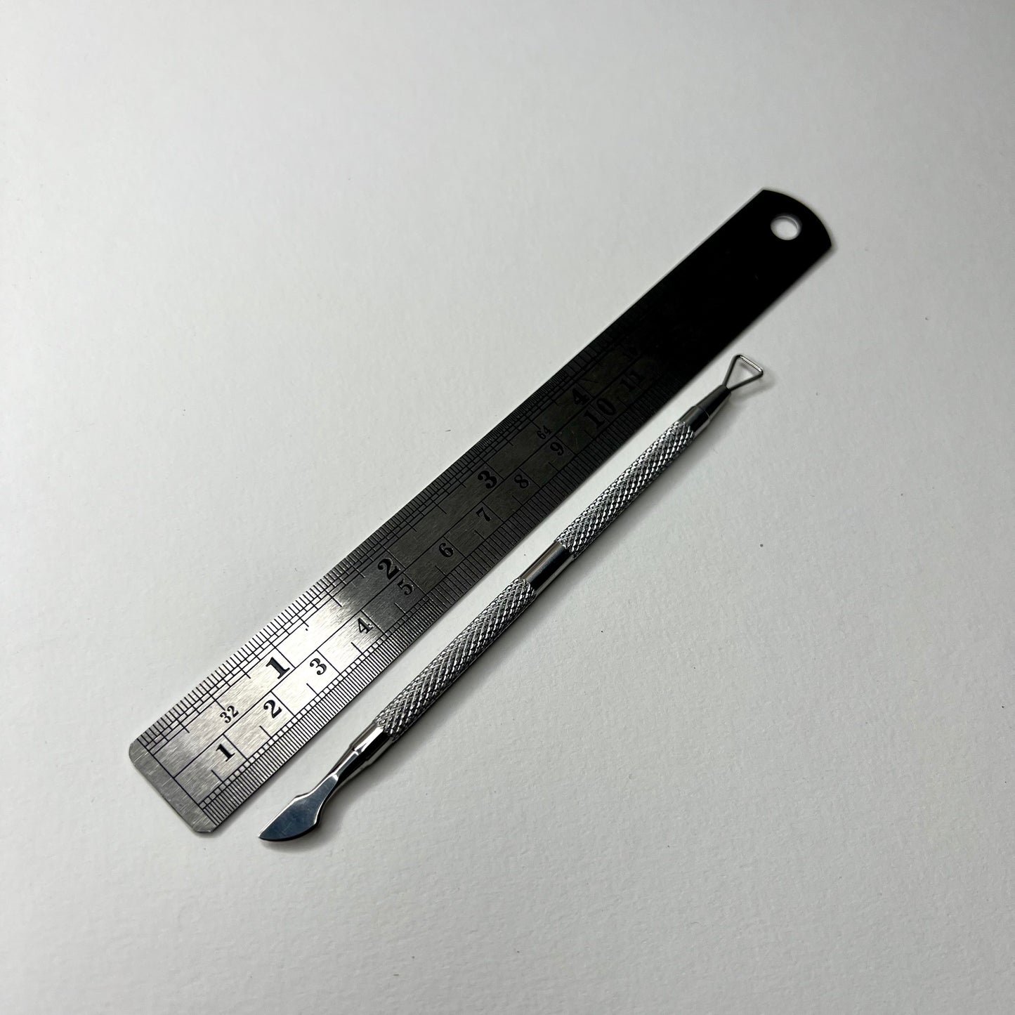 NW Triangle Gel Remover Tool + Scraper