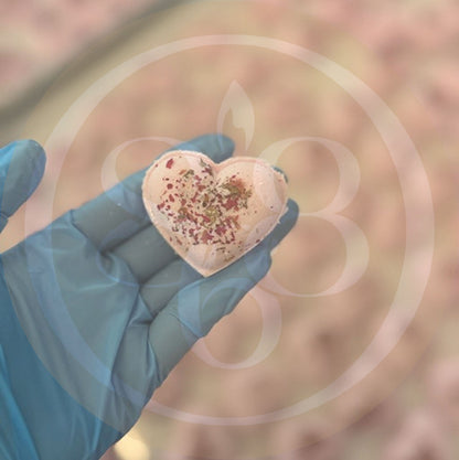 SOY 68 Heart Shaped Baby Bom Bath Soak (70 Each/Jar)