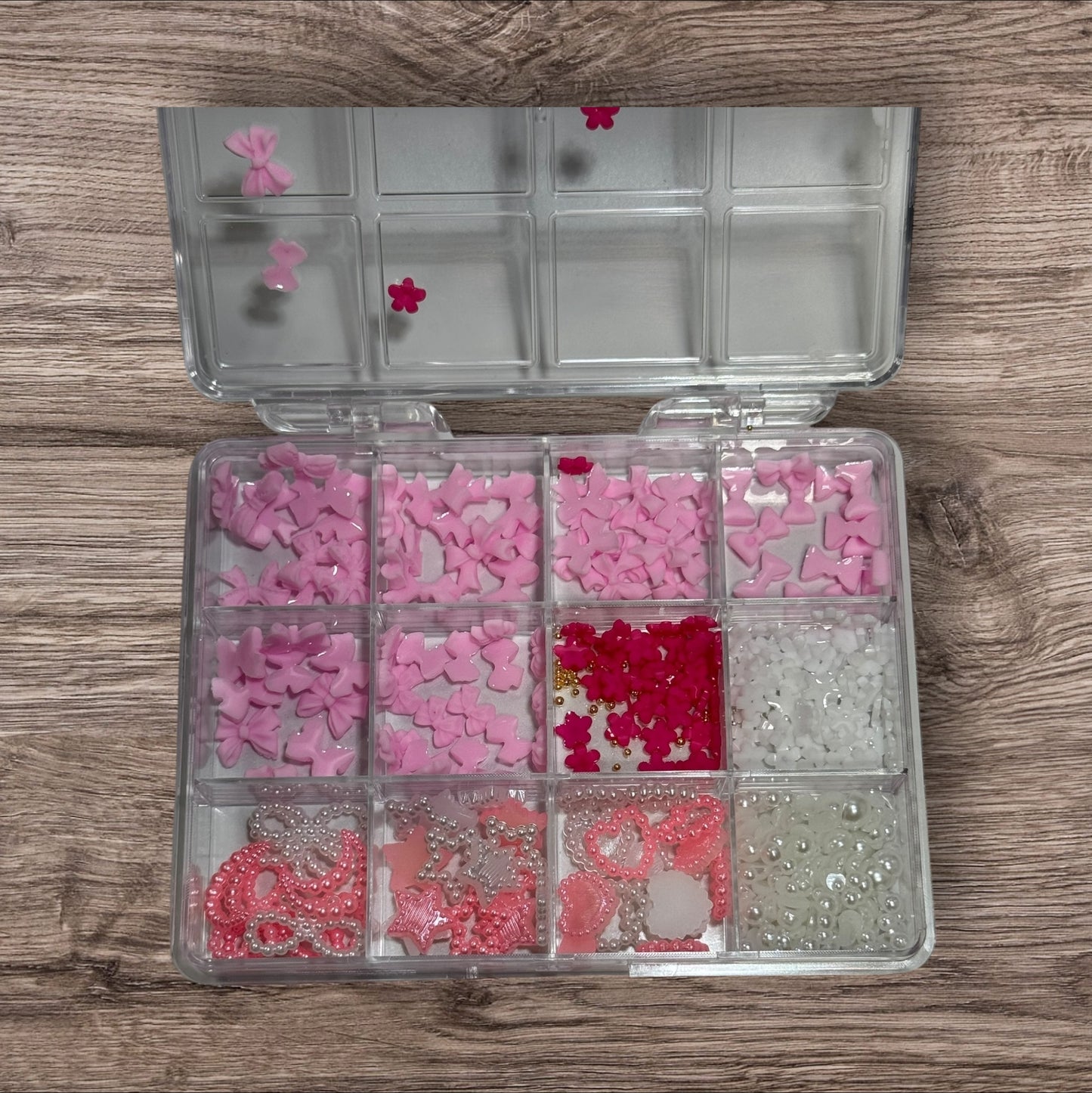 LIA 3D Nail Tray #3 12 slots (Bows, heart, star, pearl, daisies)