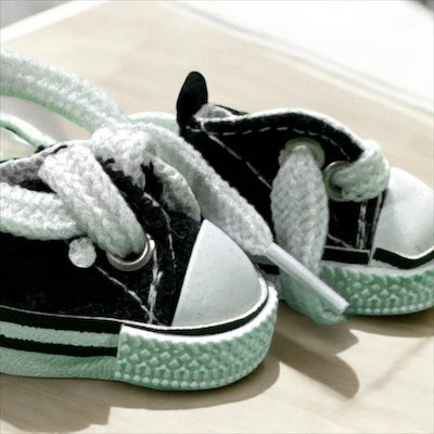 Doll Clothes fits Labu  #080 Canvas Style Shoes w Laces